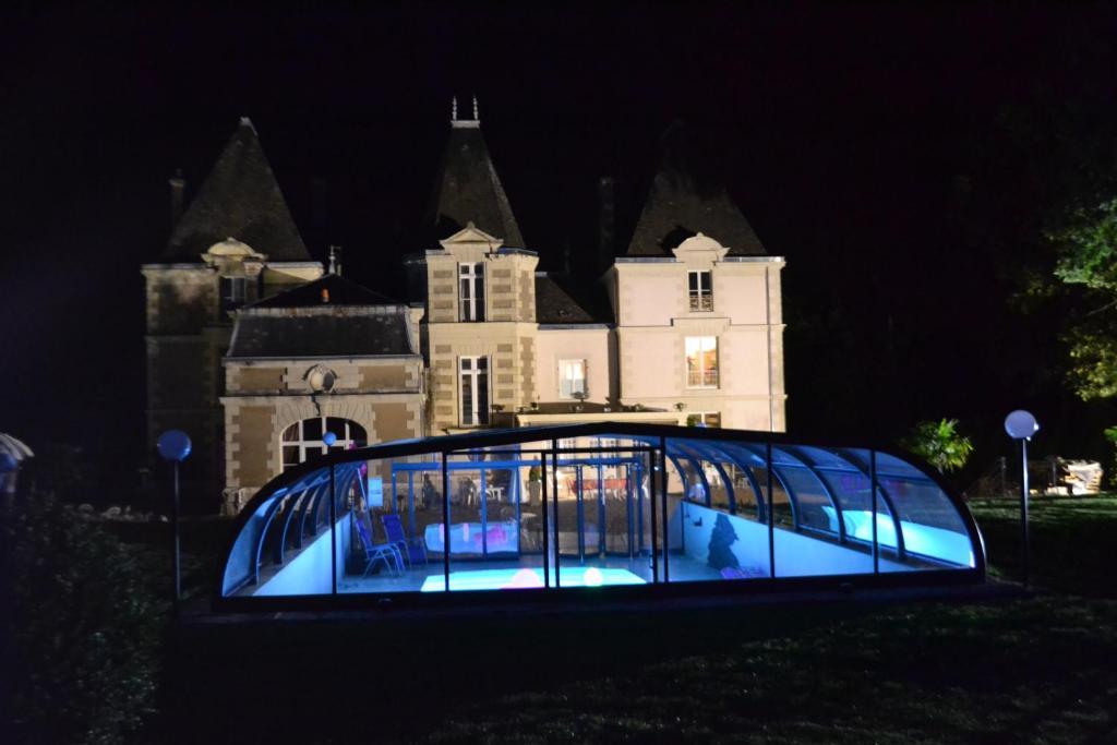 Le Domaine Du Chene Vert Château-Gontier Exteriör bild